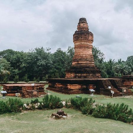โรงแรมซาบรีน่า ศรีสังฆราชา เปกันบารู ภายนอก รูปภาพ